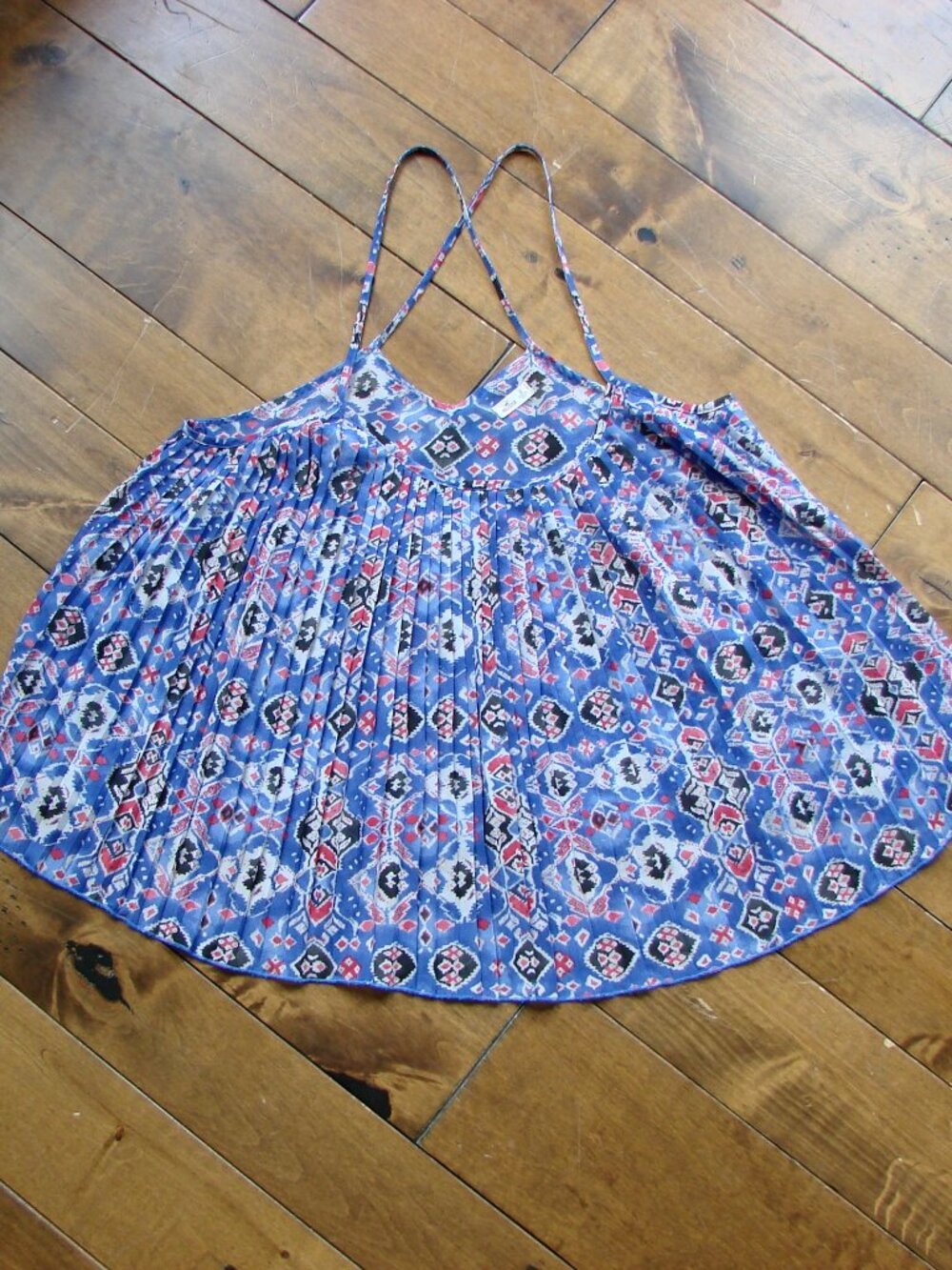 Hollister Y2K Blue Sleeveless Cami Top Spaghetti Cross Strap Pleated Sheer XS - Picture 4 of 9